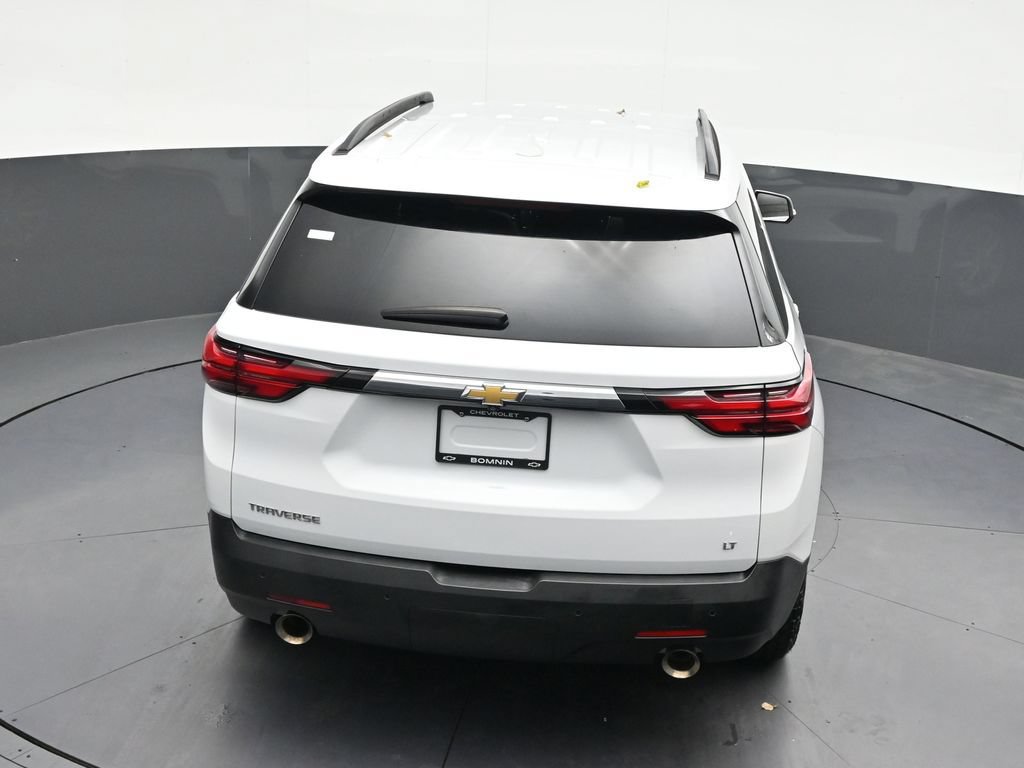 Used 2023 Chevrolet Traverse LT FWD image 19
