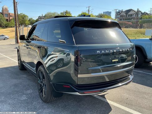 Used 2023 Land Rover Range Rover SE AWD/4WD image 5