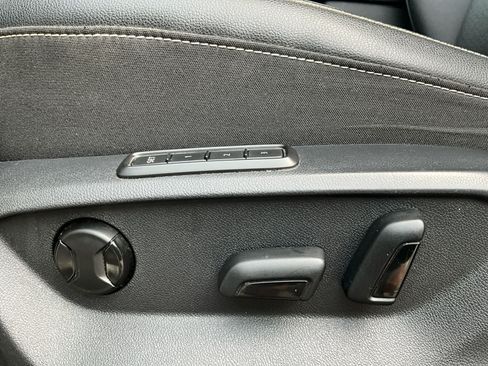 Used 2021 Volkswagen Atlas SEL FWD image 19