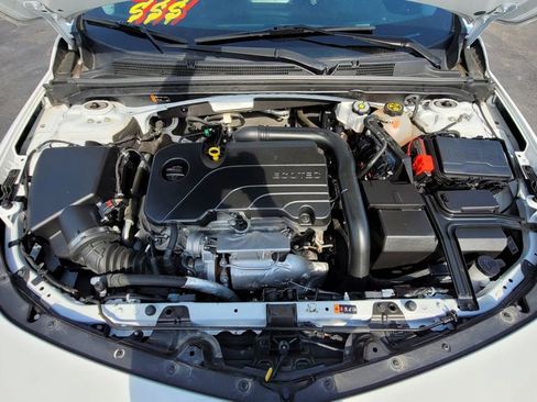 Used 2023 Chevrolet Malibu RS FWD image 17