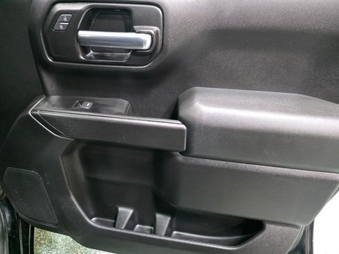 Used 2020 Chevrolet Silverado 1500 Custom w/ Custom Value Package image 27