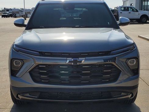Used 2024 Chevrolet TrailBlazer ACTIV w/ Driver Confidence Package image 3