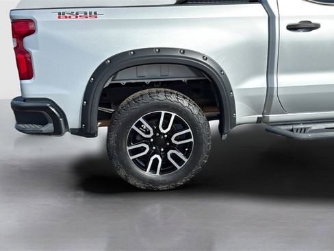 Used 2021 Chevrolet Silverado 1500 Custom Trail Boss w/ LPO, Dark Essentials Package image 23
