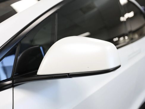 Used 2020 Tesla Model X Long Range AWD/4WD image 13
