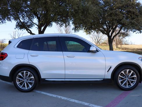 Used 2019 BMW X3 sDrive30i w/ Driving Assistance Package image 5