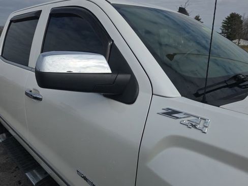 Used 2017 GMC Sierra 1500 SLT AWD/4WD image 6