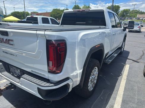 Used 2021 GMC Sierra 2500 Denali AWD/4WD image 7