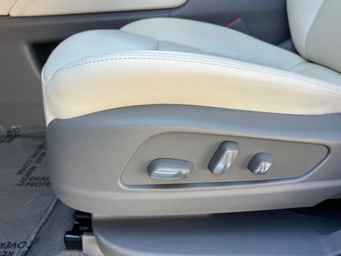 Used 2026 Cadillac XT5 Premium Luxury w/ LPO, Floor Liner Package FWD image 12