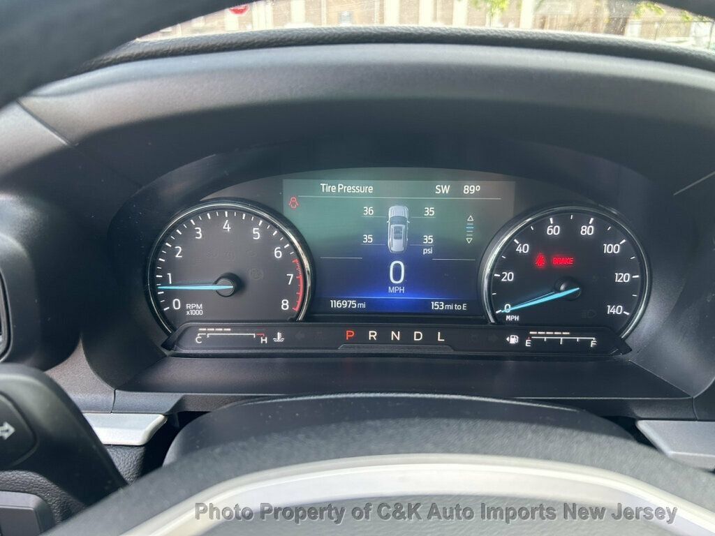 Used 2022 Ford Explorer XLT AWD/4WD image 44
