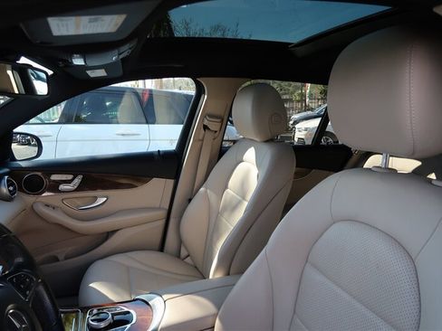 Used 2017 Mercedes-Benz GLC 300 w/ Premium 1 Package image 8