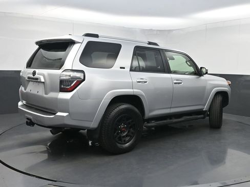 Used 2023 Toyota 4Runner SR5 Premium w/ Moonroof Package RWD image 23