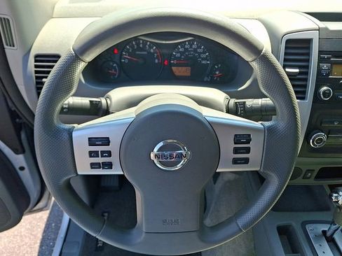 Used 2015 Nissan Frontier S RWD image 22