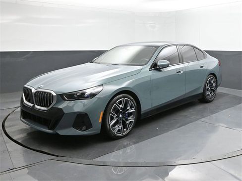 New 2024 BMW 530i w/ M Sport Package image 34