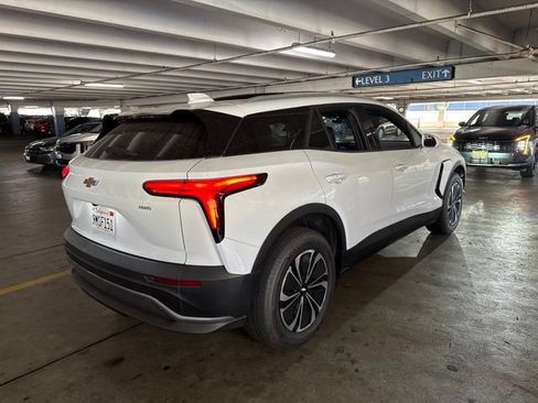 Used 2024 Chevrolet Blazer EV LT AWD/4WD image 3