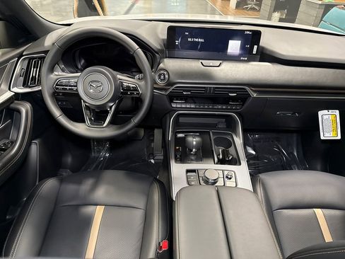 New 2026 MAZDA CX-90 3.3 Turbo w/ Premium Plus Pkg image 7