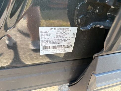 Used 2023 Ford Explorer XLT w/ Equipment Group 202A image 12