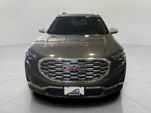 Used 2019 GMC Terrain Denali w/ GMC Pro Grade Package AWD/4WD image 11