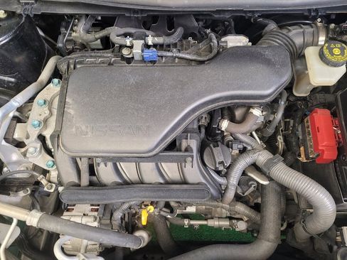 Used 2021 Nissan Rogue Sport S image 30