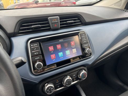 Used 2025 Nissan Versa SV FWD image 20