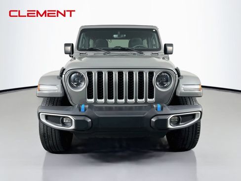 Used 2023 Jeep Wrangler Unlimited Sahara w/ Cold Weather Group AWD/4WD image 2