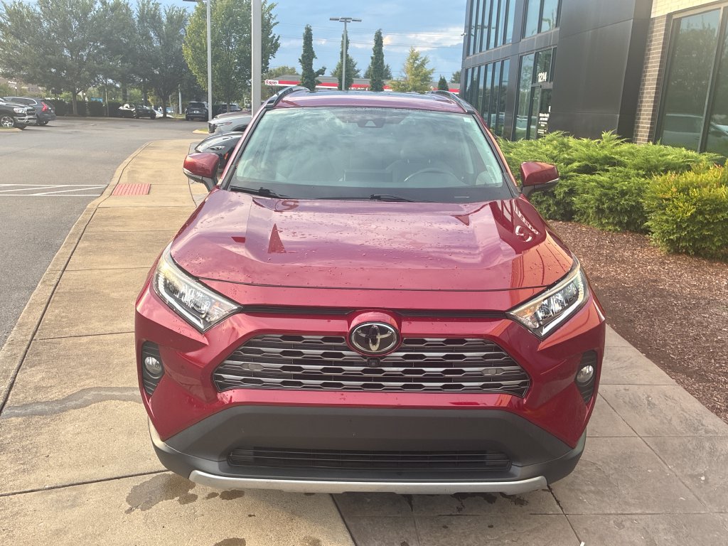 Used 2020 Toyota RAV4 Limited AWD/4WD image 11