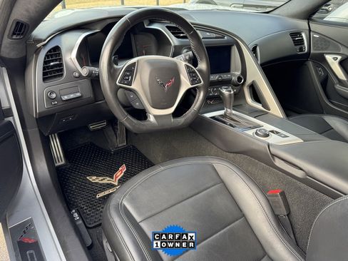 Used 2017 Chevrolet Corvette Stingray Coupe w/ 3LT Preferred Equipment Group image 18