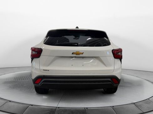New 2026 Chevrolet Trax LS image 6