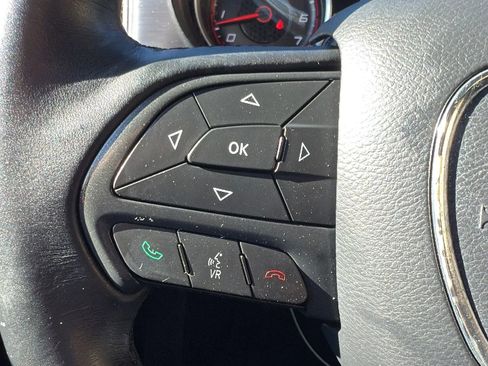 Used 2017 Dodge Charger SE image 12