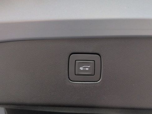 New 2026 Buick Envista Sport Touring w/ Convenience I Package FWD image 25