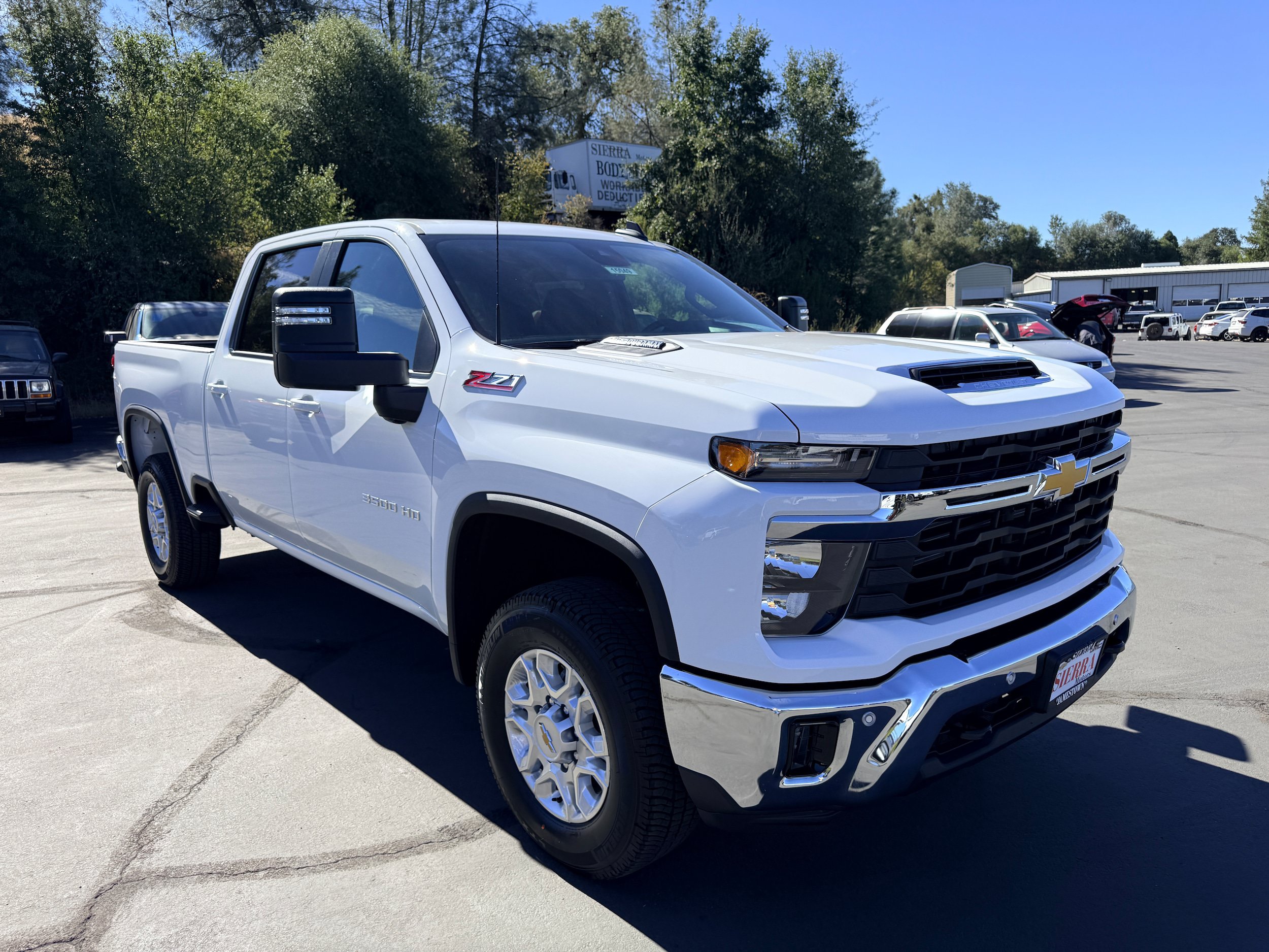 New 2026 Chevrolet Silverado 3500 LT w/ All Star Edition AWD/4WD image 3