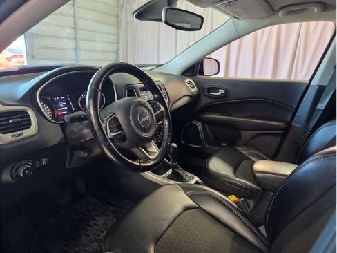Used 2020 Jeep Compass Latitude FWD image 13
