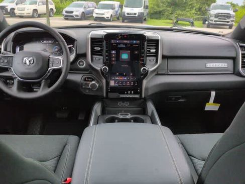 New 2026 RAM 1500 Big Horn AWD/4WD image 16