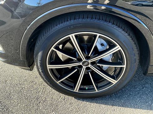 Used 2023 Audi Q7 3.0T Prestige w/ Prestige Package image 7