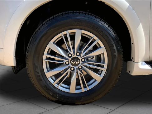 Used 2022 INFINITI QX80 Luxe w/ Cargo Package AWD/4WD image 11