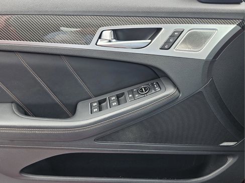 Used 2019 Genesis G80 3.3T Sport RWD image 13