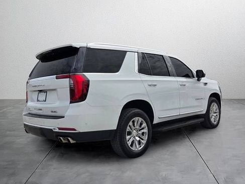 Used 2025 GMC Yukon Denali RWD image 4