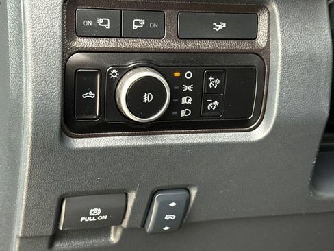 Used 2024 Ford F250 Lariat AWD/4WD image 23
