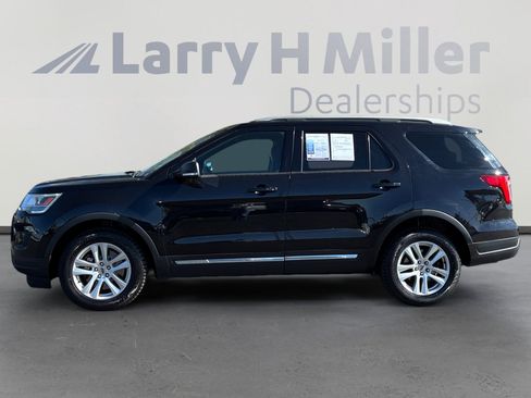 Used 2019 Ford Explorer XLT w/ Equipment Group 202A AWD/4WD image 2