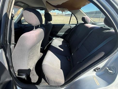 Used 2001 Toyota Corolla CE image 15