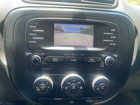 Used 2016 Kia Soul + w/ Designer's Package image 21