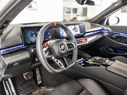 Used 2025 BMW M5 w/ Carbon Package image 20