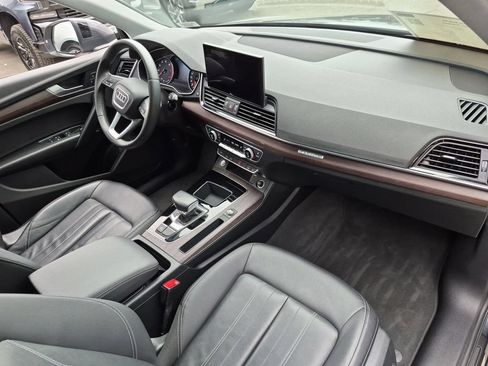Used 2022 Audi Q5 2.0T Premium w/ Convenience Package AWD/4WD image 22