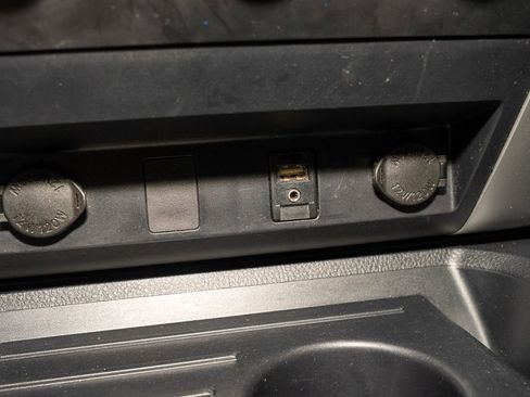 Used 2017 Toyota Tundra SR5 image 14