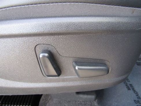 Used 2022 Hyundai Santa Fe Limited image 25