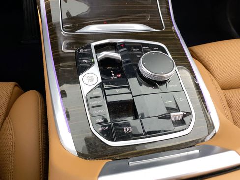 Certified 2023 BMW X7 xDrive40i w/ Climate Comfort Package image 26