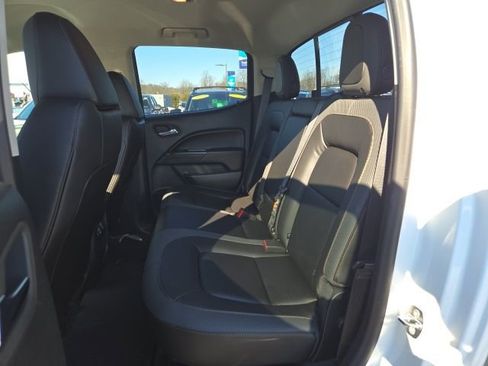 Used 2022 GMC Canyon AT4 image 18