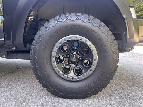 Used 2025 Ford F150 Raptor AWD/4WD image 45