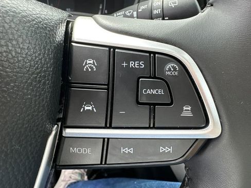 Used 2025 Toyota Grand Highlander AWD image 42