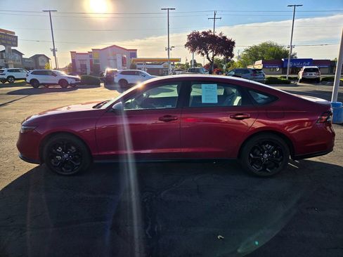 Used 2025 Honda Accord SE image 5