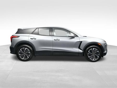 Used 2024 Chevrolet Blazer EV LT AWD/4WD image 6